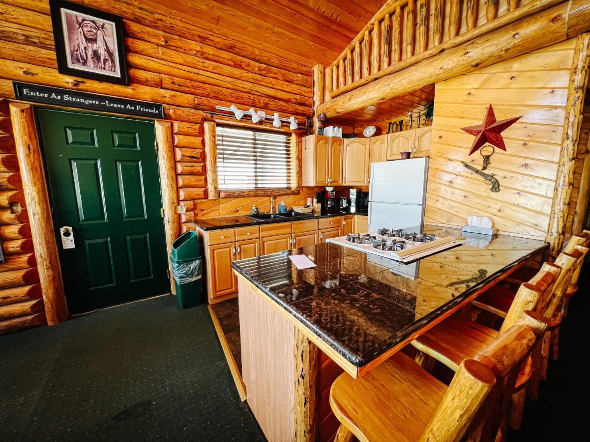Angler'S Lodge Island Park Exterior photo